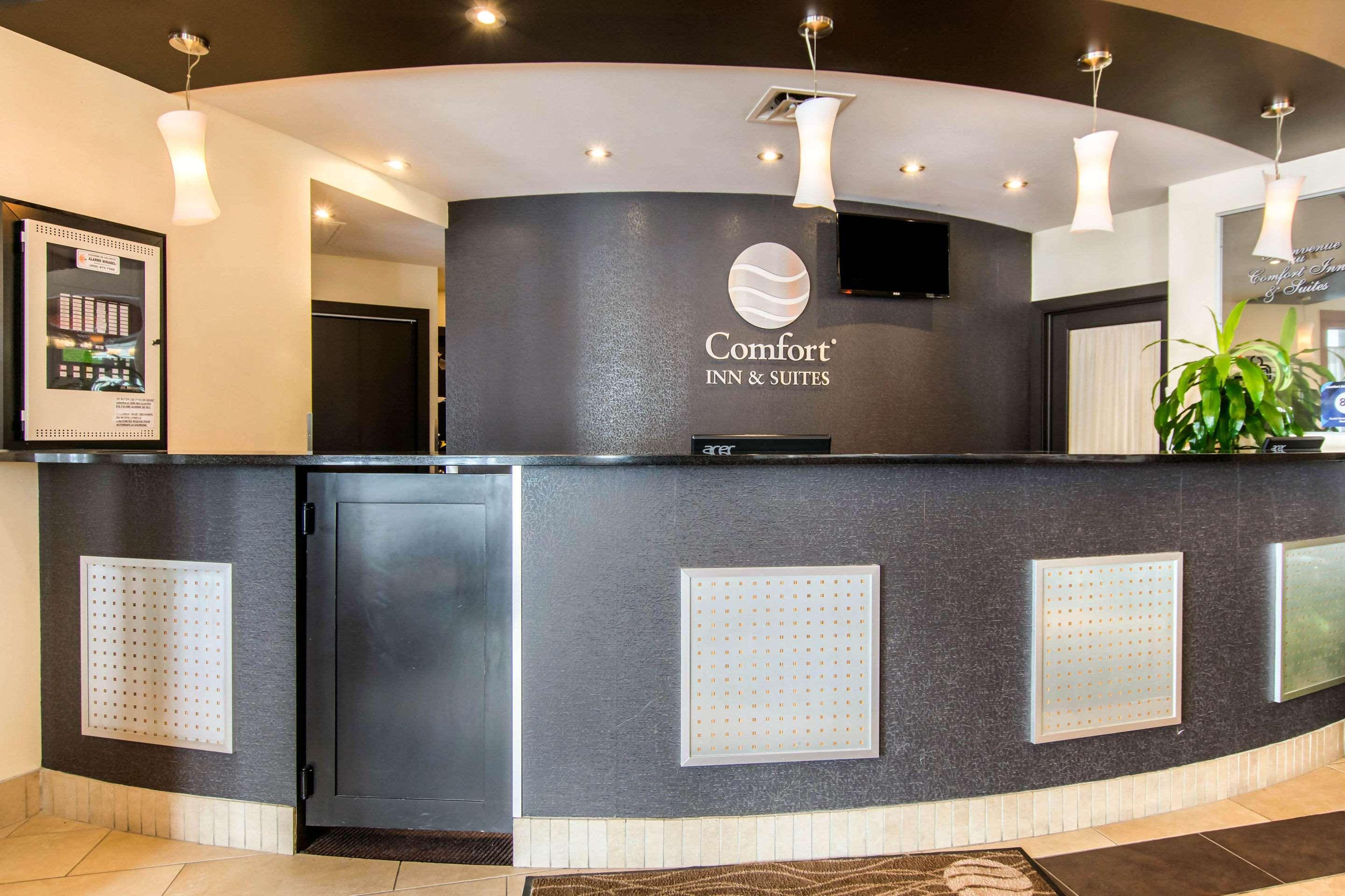 Comfort Inn & Suites Сен-Жером Экстерьер фото