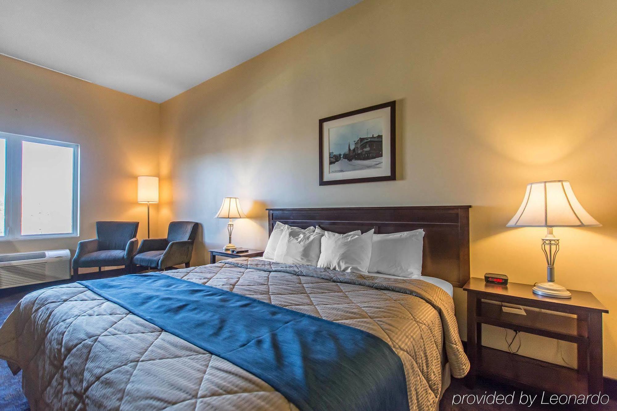 Comfort Inn & Suites Сен-Жером Экстерьер фото