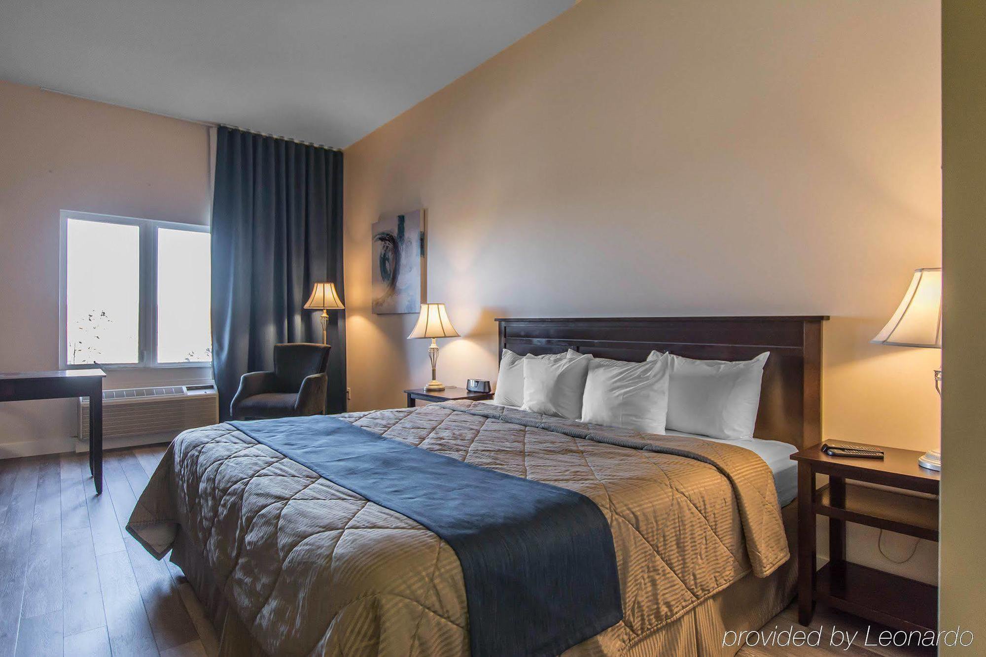 Comfort Inn & Suites Сен-Жером Экстерьер фото