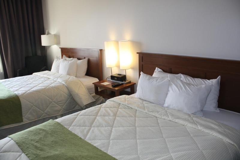 Comfort Inn & Suites Сен-Жером Экстерьер фото