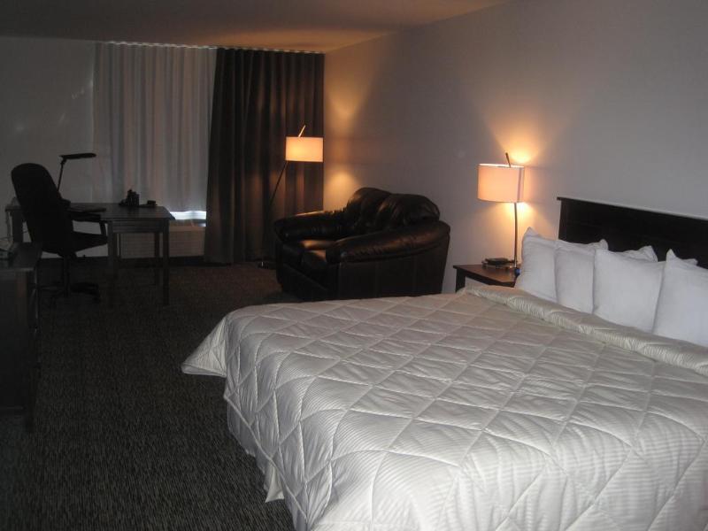 Comfort Inn & Suites Сен-Жером Экстерьер фото